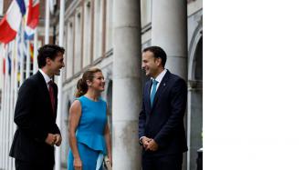Photo number 2 from the photo gallery Prime Minister Justin Trudeau and Sophie Grégoire Trudeau are hosted by Taoiseach Leo Varadkar for dinner at Dublin Castle