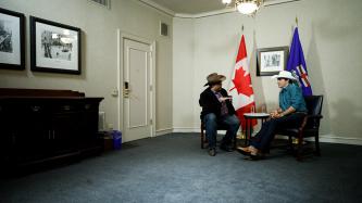 Photo number 2 from the photo gallery Prime Minister Justin Trudeau meets with the mayor of Calgary, Naheed Nenshi