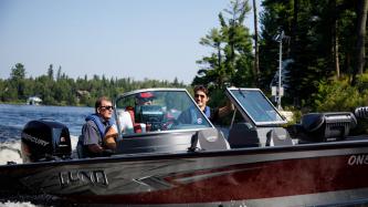 Photo number 1 from the photo gallery Prime Minister Justin Trudeau and Ella-Grace visit Lake of the Woods in Kenora