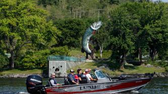 Photo number 2 from the photo gallery Prime Minister Justin Trudeau and Ella-Grace visit Lake of the Woods in Kenora