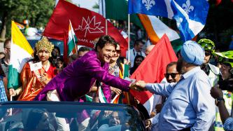 Photo numéro 3 de la galerie de photos Le premier ministre Justin Trudeau participe au défilé du Festival de l’Inde à Montréal