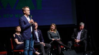 Photo number 2 from the photo gallery Prime Minister Justin Trudeau speaks during an event marking September 11th with members of the cast of Come From Away in St. John's
