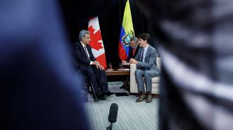 Photo number 1 from the photo gallery Prime Minister Trudeau speaks with the President of Ecuador, Lenín Moreno, at the UNHQ in New York City