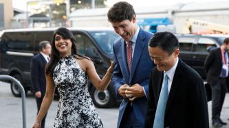 Photo number 1 from the photo gallery Prime Minister Justin Trudeau and Minister Bardish Chagger are welcomed to Gateway ‘17 by Alibaba’s executive chairman Jack Ma in Toronto