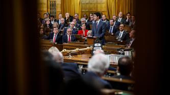 Le premier ministre Justin Trudeau prononce des excuses à la Chambre des communes