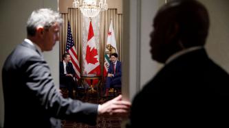 PM Trudeau speaks with Lieutenant Governor Newsom