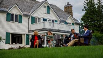 Photo number 4 from the photo gallery Prime Minister Justin Trudeau attends a dinner with President of France, Emmanuel Macron, in Gatineau, Quebec