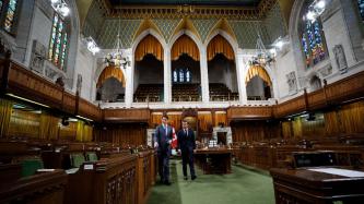 Photo numéro 2 de la galerie de photos Le premier ministre Justin Trudeau accueille le président de la France, Emmanuel Macron, au Parlement à Ottawa