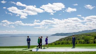 PM Trudeau along his counterparts for the G7 Official Family Photograph.