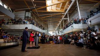 Photo number 2 from the photo gallery Prime Minister Justin Trudeau and Ministers Jane Philpott and Mary Ng visit a community centre in Markham, Ontario