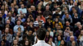 PM Trudeau faces the crowd