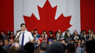 PM Trudeau speaks to the crowd