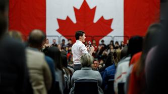 PM Trudeau speaks to the crowd