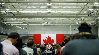 PM Trudeau speaks to the crowd