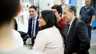 MPs Vandal and Ouellette take part in the roundtable meeting  