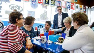 PM Trudeau and MP Bittle speak with diner customers