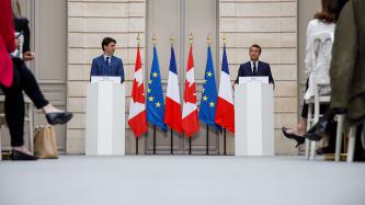 PM Trudeau and President Macron hold a press conference