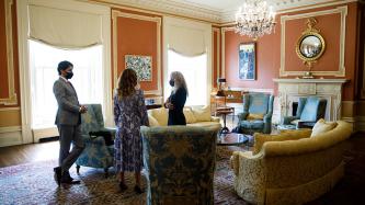 Governor General Payette speaks with Prime Minister Trudeau and Sophie