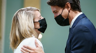 Le premier ministre Trudeau félicite la ministre Joly