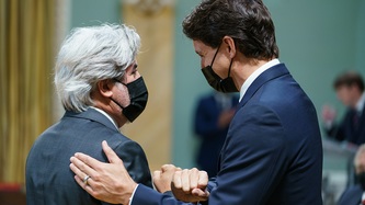 Le premier ministre Trudeau félicite le ministre Rodriguez