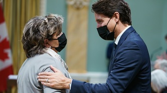 Le premier ministre Trudeau félicite la ministre Hutchings