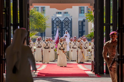 Une garde d’honneur se tient en formation lors d’une cérémonie officielle d’accueil avec le premier ministre Mark Carney e...